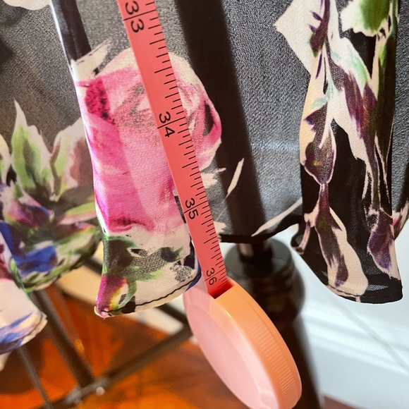 Milly NWT 6 Silk floral wrap dress with slip - Picture 14 of 14